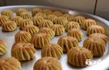تفسير حلم رؤية الكعك بالسمسم أو أكل الكعك في المنام