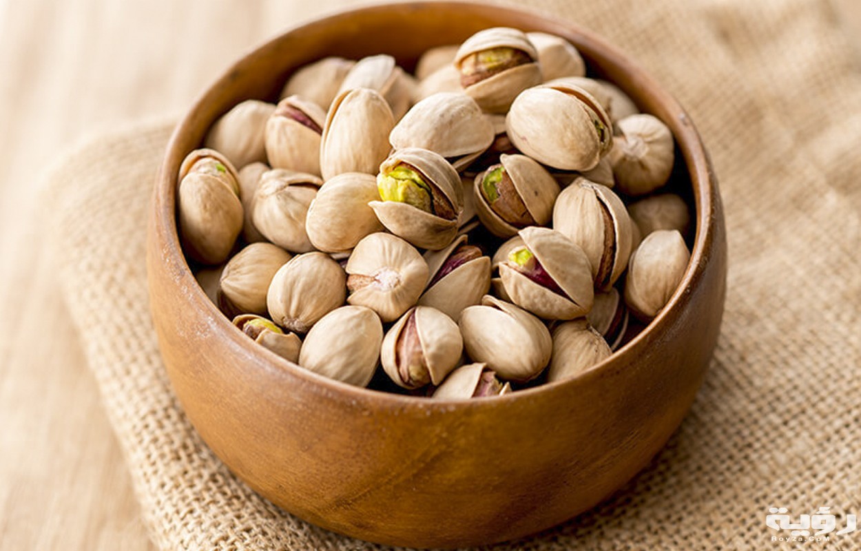 127 223026 pistachios amazing benefits including diet 3
