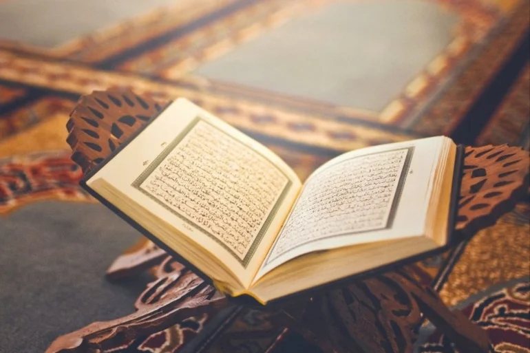 اذاعة مدرسية عن هجر القرآن