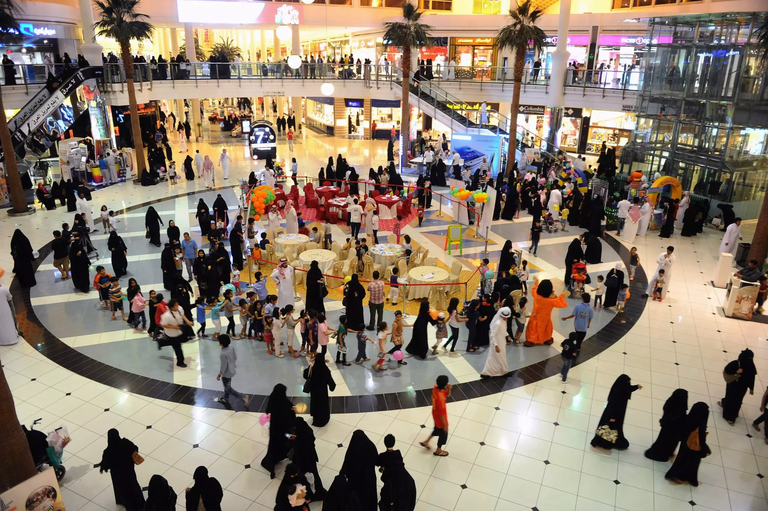 مواعيد فتح المولات بعد إجازة العيد .. وزارة العمل السعودية