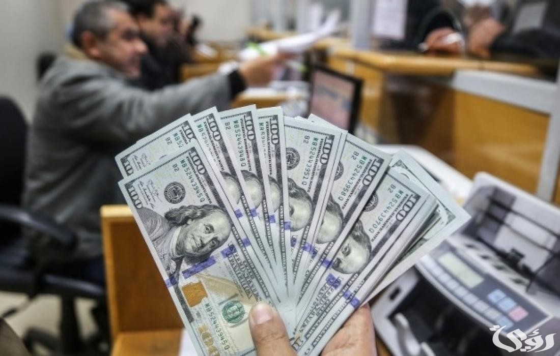 هل يمكن شراء دولار من البنك في مصر؟