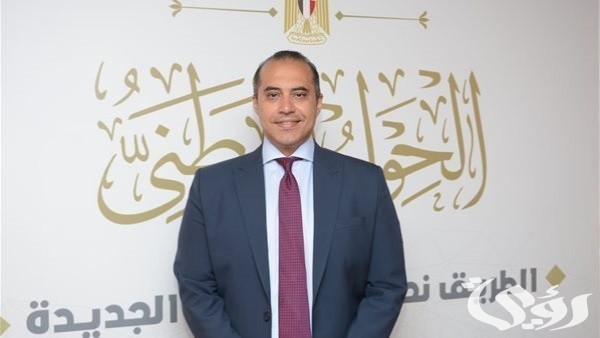 من هو محمود فوزي