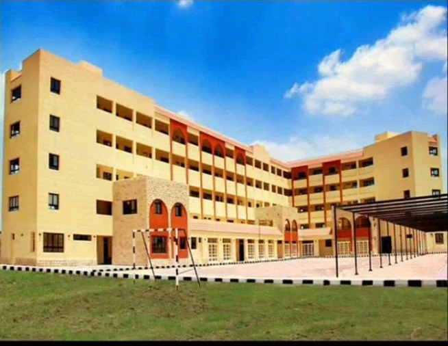 مصاريف و أماكن مدارس السياحة وفنادق 5 سنوات حكومية 2025