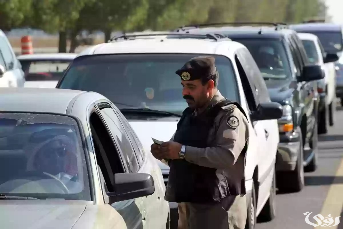 “عبر منصة أبشر وبلدي”.. خطوات الاستعلام عن مخالفات مواقف السيارات في السعودية 1446