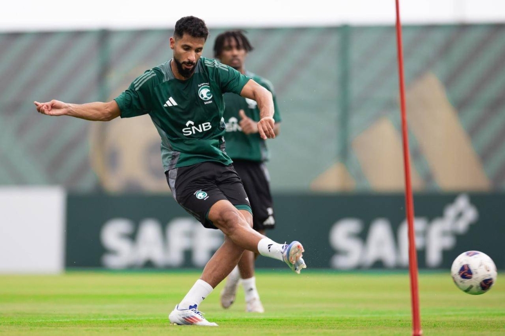 "تحدٍّ مثير: المنتخب السعودي والهلال يستعدان لمواجهة مكسيكية نارية!"