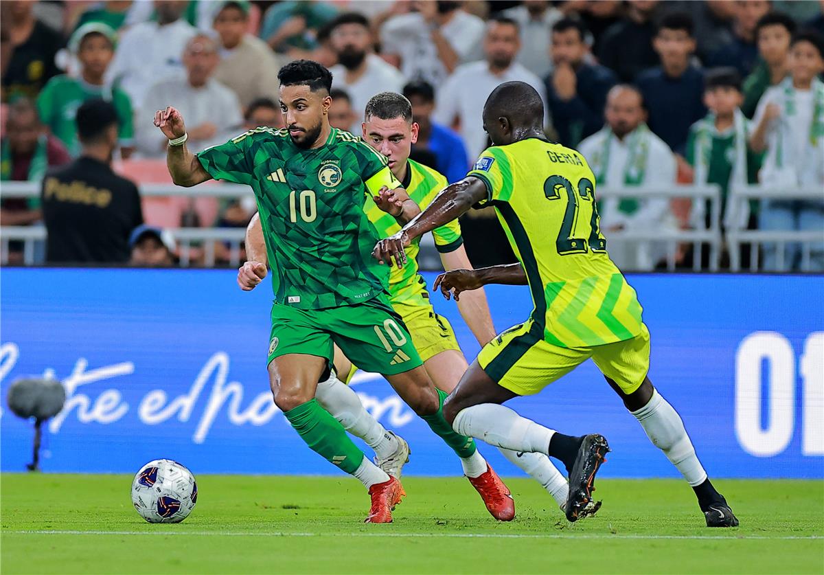 السعودية تتعرض لهزيمة مفاجئة أمام أستراليا بثنائية في تصفيات كأس العالم