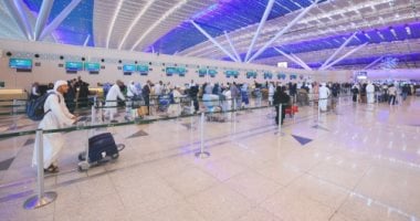 السعودية تُطلق 6 رحلات يومية لنقل الحجاج الإيرانيين من جدة إلى منفذ عرعر: تفاصيل حصرية!