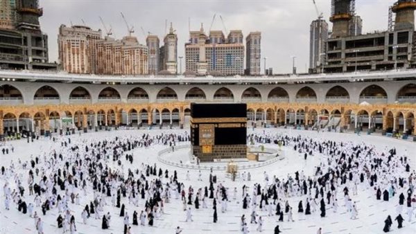 السعودية تُعلن بدء موسم العمرة وفتح باب إصدار التأشيرات: تفاصيل هامة للمُعتمرين