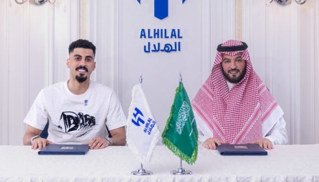 النصر يحقق 4 ملايين ريال من صفقة انتقال لاجامي إلى الهلال