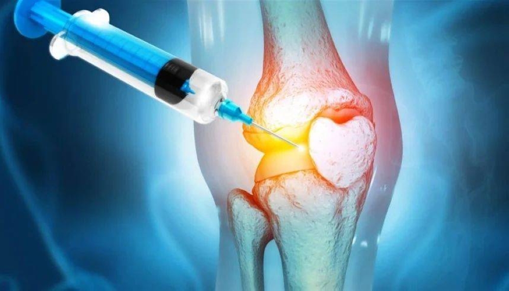 تحذيرات طبية: أضرار حُقن الكورتيزون للركبة تفوق فوائدها على المدى الطويل