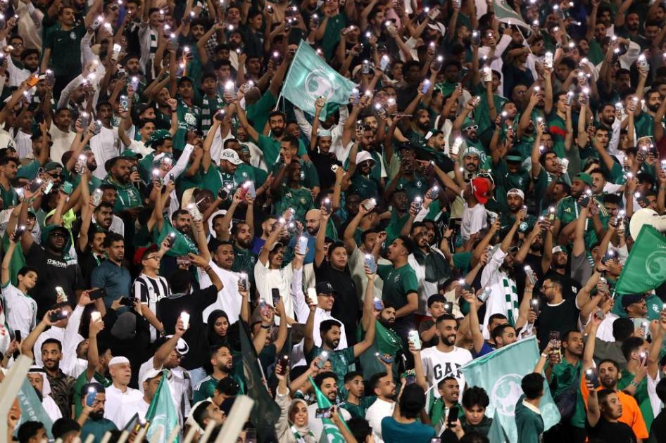 فتح مدرجات مباراة السعودية وأستراليا مجاناً: فرصة لا تُفوت لعشاق كرة القدم!