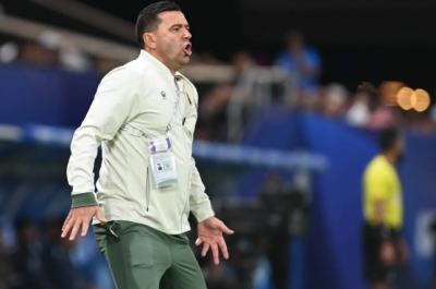 كونترا يقترب من العودة إلى دوري روشن من خلال بوابة الأخدود: تفاصيل مثيرة حول الصفقة المرتقبة