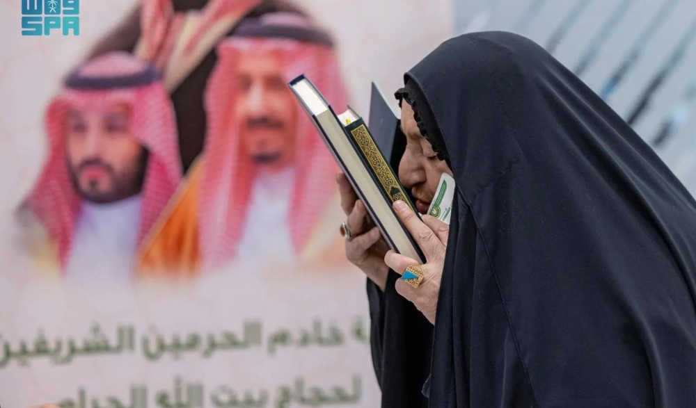 منفذ جديدة عرعر يرحب بالدفعة الأولى من الحجاج العراقيين المغادرين: تفاصيل الرحلة وأجواء الاستقبال