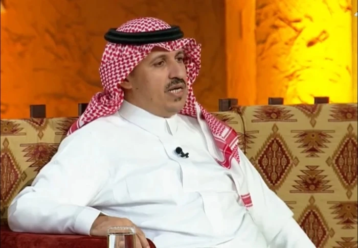 "الزهراني يكشف عن ظاهرة غريبة تثير الجدل بين الأهلي والنصر: هل تكرارها علامة على أزمة في الأندية السعودية؟"