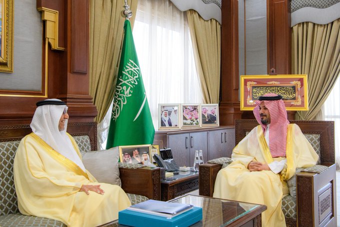 أمير المدينة المنورة يستقبل محافظ الهيئة السعودية للمواصفات والمقاييس والجودة لبحث أبرز الجهود والأنشطة المشتركة.