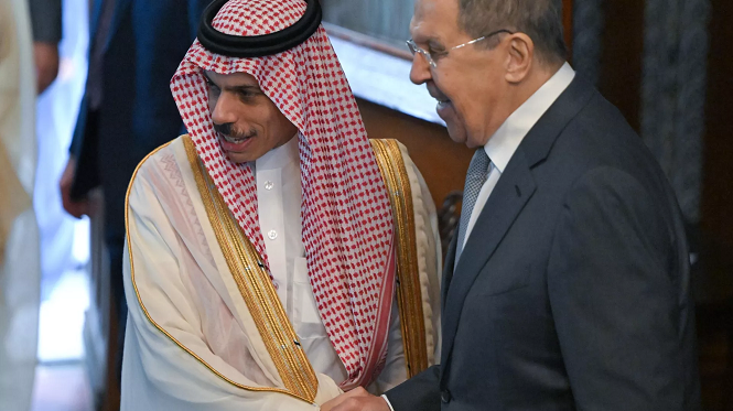 إطلاق الرحلات المباشرة إلى السعودية في أكتوبر: إعفاء التأشيرة يقترب من النهاية!