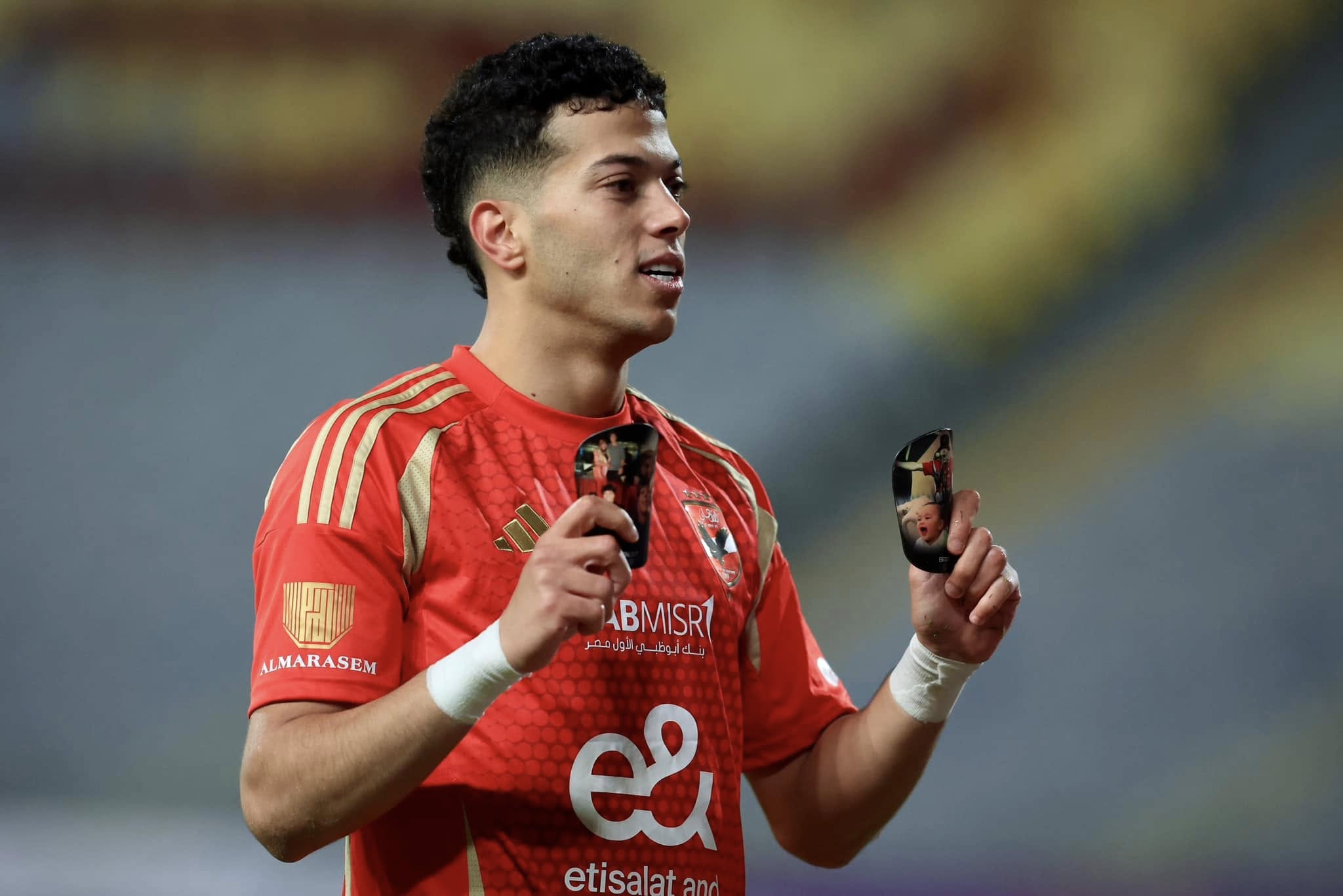 إمام عاشور يثير الجدل: هل يرحل عن الأهلي إلى الدوري السعودي؟ التفاصيل الكاملة!