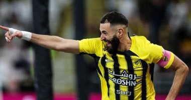 بنزيما يتوج بجائزة "أجمل لحظة" في موسم الدوري السعودي 2025