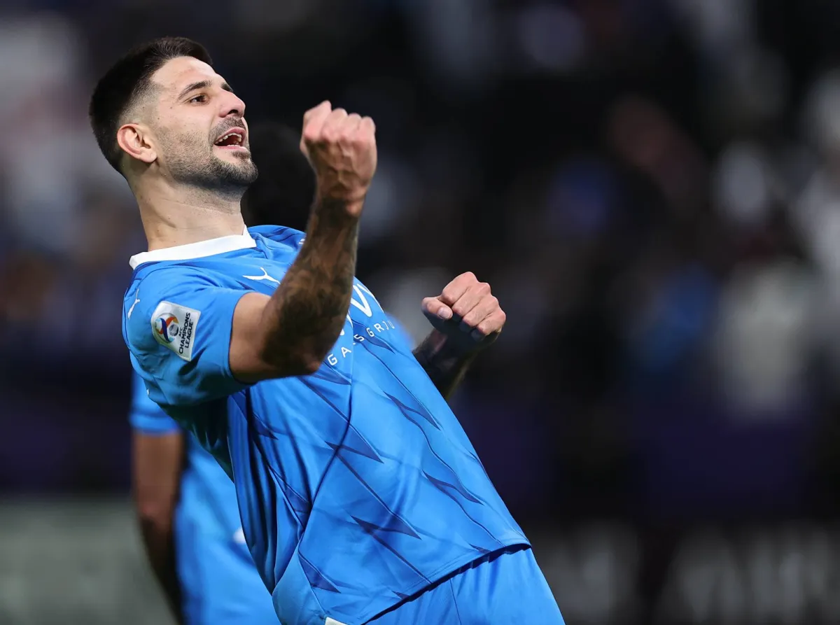 حصريًا: ميترو ينضم إلى معسكر الهلال لتعزيز صفوف الفريق!