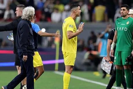 رونالدو يكشف عن أول رد فعل له بعد تعيين جيسوس مدرباً للنصر