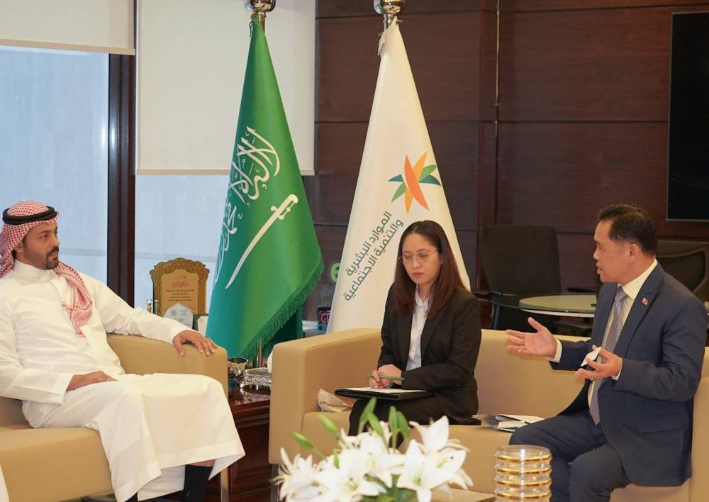 مدير "الموارد البشرية" بمكة يستقبل نائب قنصل الفلبين في جدة: تعزيز العلاقات الثنائية!
