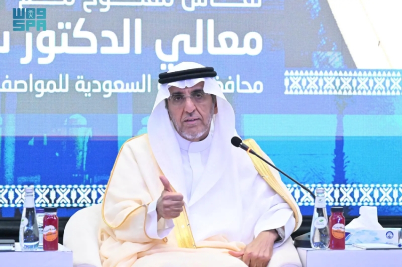 "مُحافظ الهيئة السعودية للمواصفات والمقاييس والجودة يناقش مستقبل الأعمال في جازان خلال لقاء حصري!"