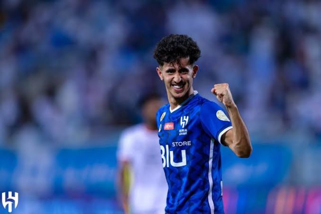 القحطاني يخضع لتدريبات بدنية مكثفة في الهلال استعدادًا للمنافسات القادمة