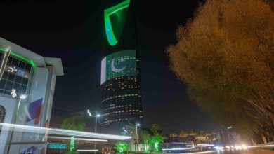 أبراج مدن المملكة تتزين بعلمي السعودية وباكستان احتفاءً بالعلاقات الثنائية