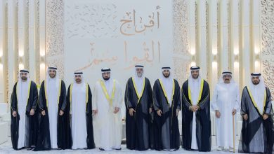 "أحمد بن محمد يشهد احتفالات مبهرة في أفراح القاسمي: لحظات لا تُنسى!"