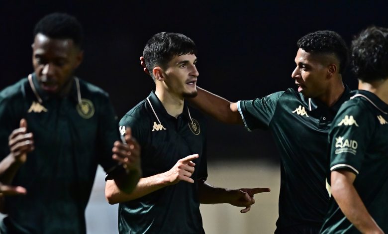 الخلود يستعيد توازنه في الدوري بعد تحقيقه نقاطاً ثمينة أمام ضمك