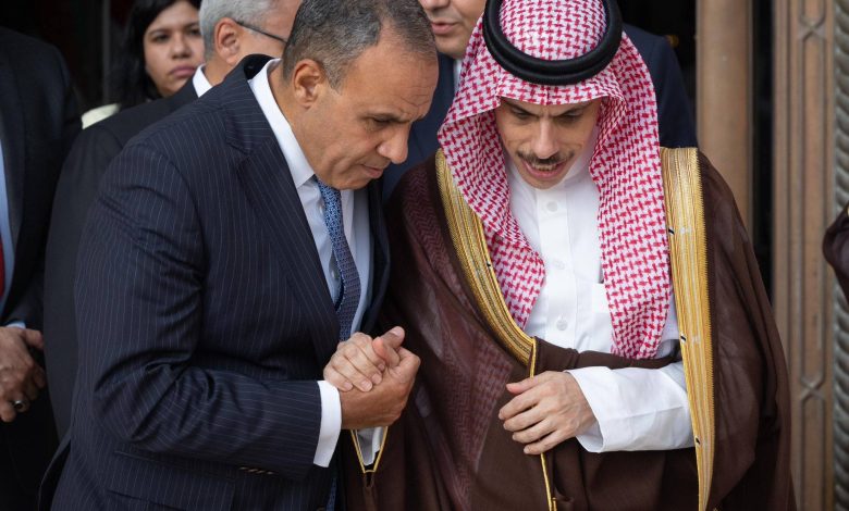 السعودية ومصر تتعاونان لمناقشة تداعيات الهجوم الإسرائيلي على قطر 1 السعودية ومصر تتعاونان لمناقشة تداعيات الهجوم الإسرائيلي على قطر