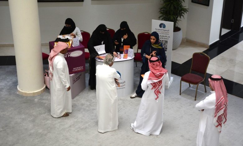 بلدية القطيف تستضيف محاضرة توعوية حول مرض الزهايمر بالتعاون مع الجمعية السعودية الخيرية 1 بلدية القطيف تستضيف محاضرة توعوية حول مرض الزهايمر بالتعاون مع الجمعية السعودية الخيرية