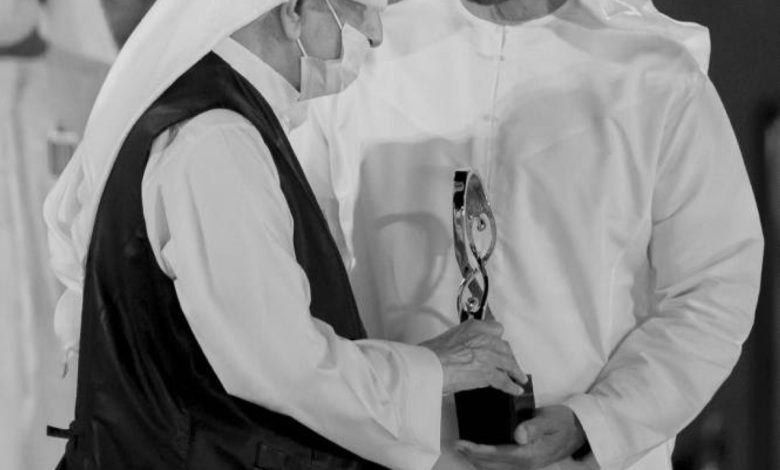 حسين خانصاحب: رائد الأعمال الإماراتي الذي أحدث ثورة في التنمية وعزز قيم العطاء