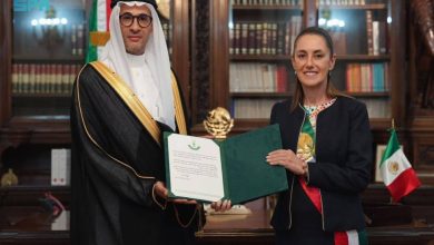 رئيسة المكسيك تستقبل أوراق اعتماد المناور كسفير للمملكة العربية السعودية