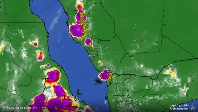 سحب رعدية تؤثر على شرق مكة وتغطي الحرم المكي في تحديث جديد لطقس العرب