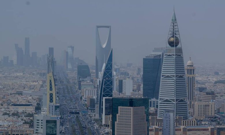 قنصل عمان يكشف لـ "الاقتصادية" عن نمو التبادل التجاري مع السعودية بنسبة 20% في النصف الأول من العام