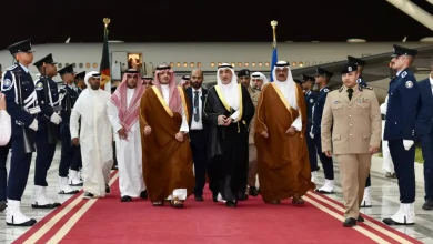 وزير الداخلية السعودي يبدأ زيارة رسمية إلى الكويت لتعزيز التعاون الأمني بين البلدين