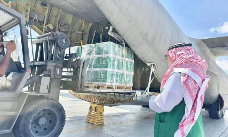 وصول الطائرة الإغاثية السعودية رقم 63 لدعم الشعب الفلسطيني في غزة 1 وصول الطائرة الإغاثية السعودية رقم 63 لدعم الشعب الفلسطيني في غزة