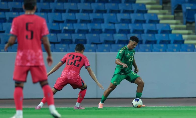 <p><strong>"استعدادًا لكأس آسيا: المنتخب السعودي تحت 23 عامًا يحقق فوزًا مثيرًا على كوريا الجنوبية في مباراة ودية"</strong></p> 1 "استعدادًا لكأس آسيا: المنتخب السعودي تحت 23 عامًا يحقق فوزًا مثيرًا على كوريا الجنوبية في مباراة ودية"