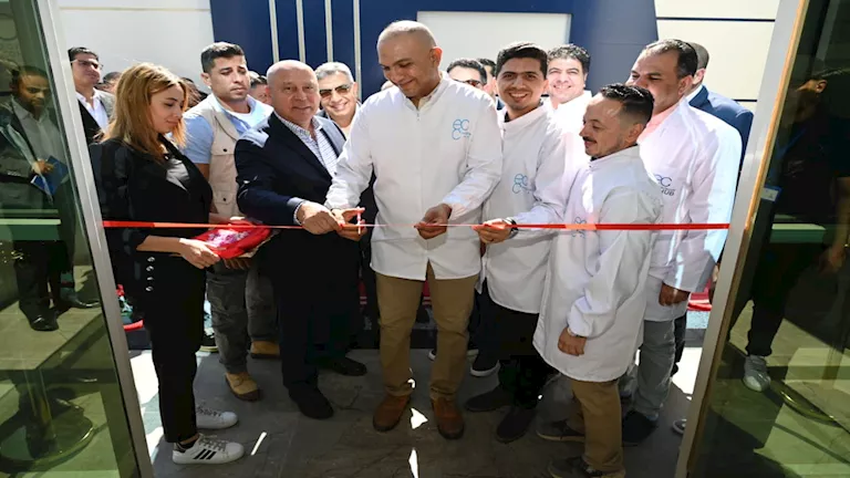 افتتاح 3 خطوط إنتاج دوائية جديدة في مصنع الشركة المصرية لمستحضرات التجميل: خطوة نحو تعزيز الصناعة الوطنية 1 افتتاح 3 خطوط إنتاج دوائية جديدة في مصنع الشركة المصرية لمستحضرات التجميل: خطوة نحو تعزيز الصناعة الوطنية