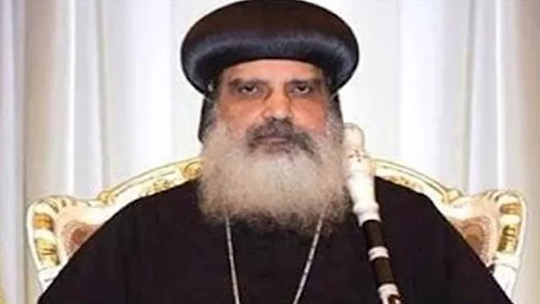 الأنبا يوساب أسقف الأقصر يقود صلاة الجنازة لراعي دير القديسين في مراسم مؤثرة