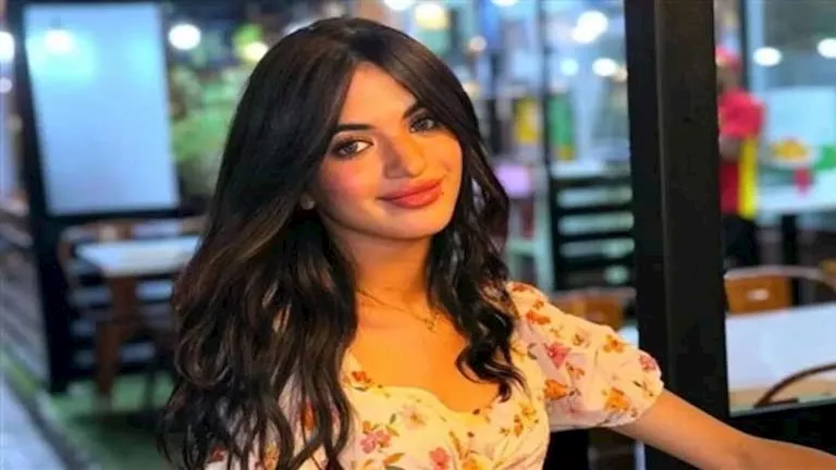 الحكم على تيك توكر سوزي الأردنية بتهمة نشر محتوى خادش للحياء: تفاصيل القضية وردود الأفعال 1 الحكم على تيك توكر سوزي الأردنية بتهمة نشر محتوى خادش للحياء: تفاصيل القضية وردود الأفعال