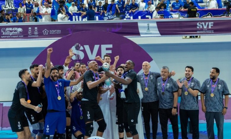 الهلال يحقق إنجازًا تاريخيًا ويتوج بكأس اتحاد الطائرة بعد انتصاره المثير على الأهلي! 1 الهلال يحقق إنجازًا تاريخيًا ويتوج بكأس اتحاد الطائرة بعد انتصاره المثير على الأهلي!