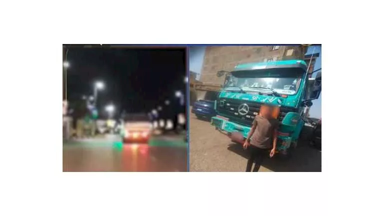 تحقيقات الداخلية تكشف تفاصيل فيديو مثير لقائد سيارة نقل في سوهاج: إضاءة خطرة تثير القلق 1 تحقيقات الداخلية تكشف تفاصيل فيديو مثير لقائد سيارة نقل في سوهاج: إضاءة خطرة تثير القلق