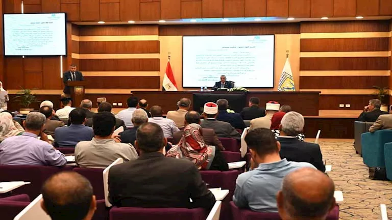جنوب سيناء تعلن تخصيص أراضٍ لبناء 230 منزلًا بدويًا: خطوة جديدة نحو التنمية المستدامة (صور) 1 جنوب سيناء تعلن تخصيص أراضٍ لبناء 230 منزلًا بدويًا: خطوة جديدة نحو التنمية المستدامة (صور)