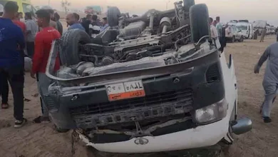 حادث مأساوي في قرية الشيخ عيسى بقنا: انقلاب ميكروباص يسفر عن وفاة شخص وإصابة 14 آخرين