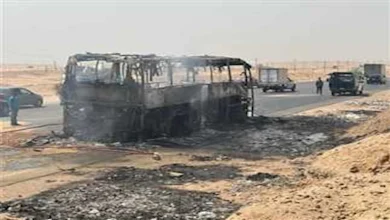حريق ضخم يلتهم أتوبيسًا في القناطر: جهود سريعة من الدفاع المدني تنقذ الموقف