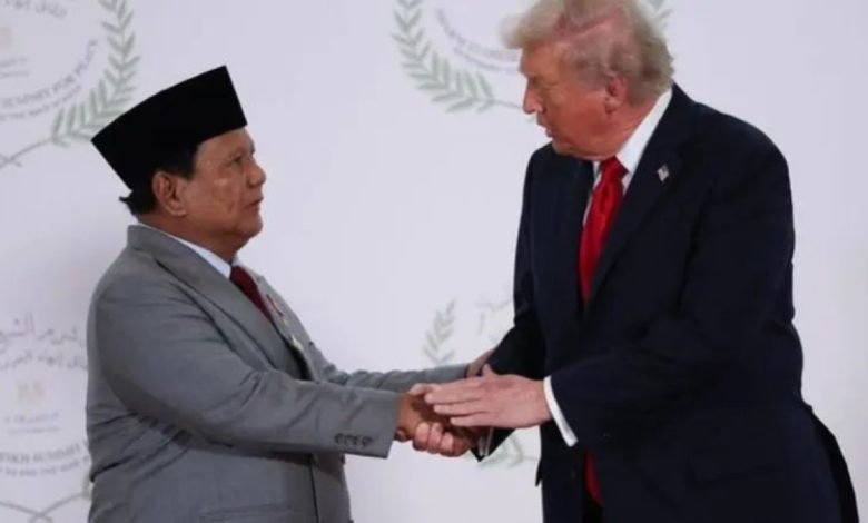 رئيس إندونيسيا يواجه موقفًا محرجًا في شرم الشيخ: تفاصيل الحادثة التي أثارت الجدل! 1 رئيس إندونيسيا يواجه موقفًا محرجًا في شرم الشيخ: تفاصيل الحادثة التي أثارت الجدل!
