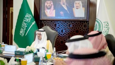 سعود بن مشعل يقود اجتماعًا حيويًا لمحافظي المنطقة: استراتيجيات جديدة للتنمية والتطوير