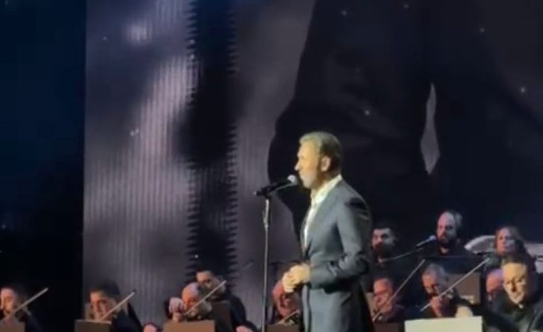 <p><strong>كاظم الساهر يسحر جمهور موسم الرياض بأمسية ساحرة من العشق والطرب!</strong></p> 1 كاظم الساهر يسحر جمهور موسم الرياض بأمسية ساحرة من العشق والطرب!